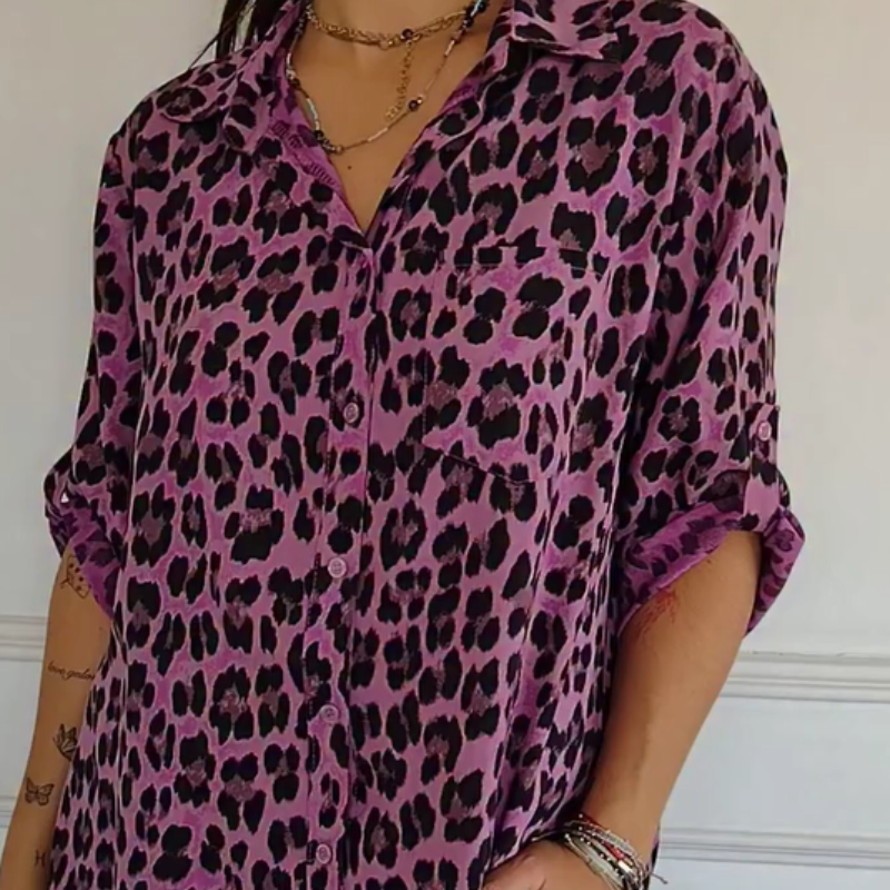 Blouse élégante à imprimé léopard, coupe décontractée et fluide. 3
