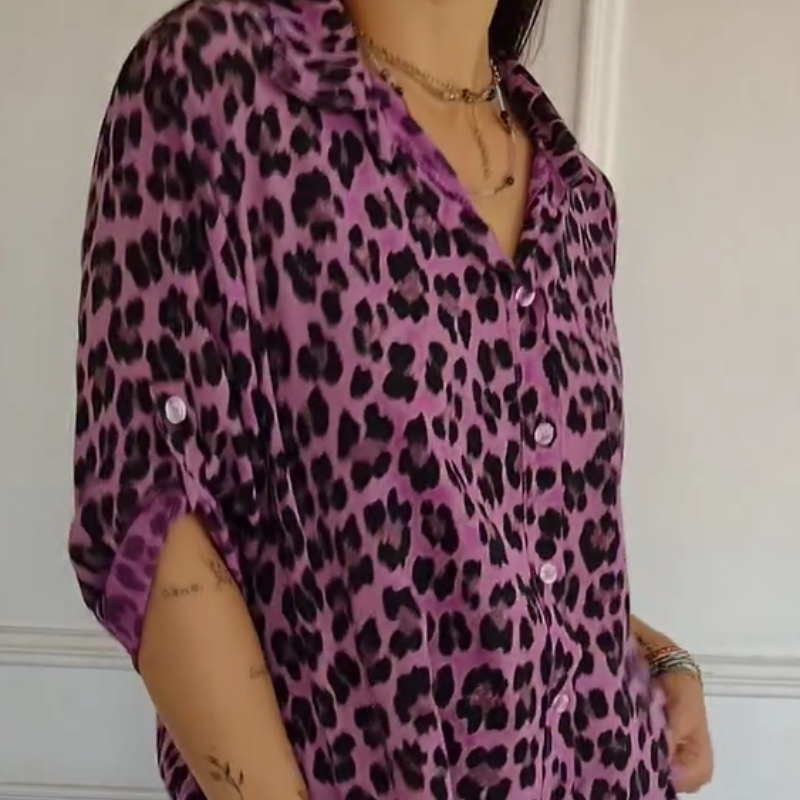 Blouse élégante à imprimé léopard, coupe décontractée et fluide. 6