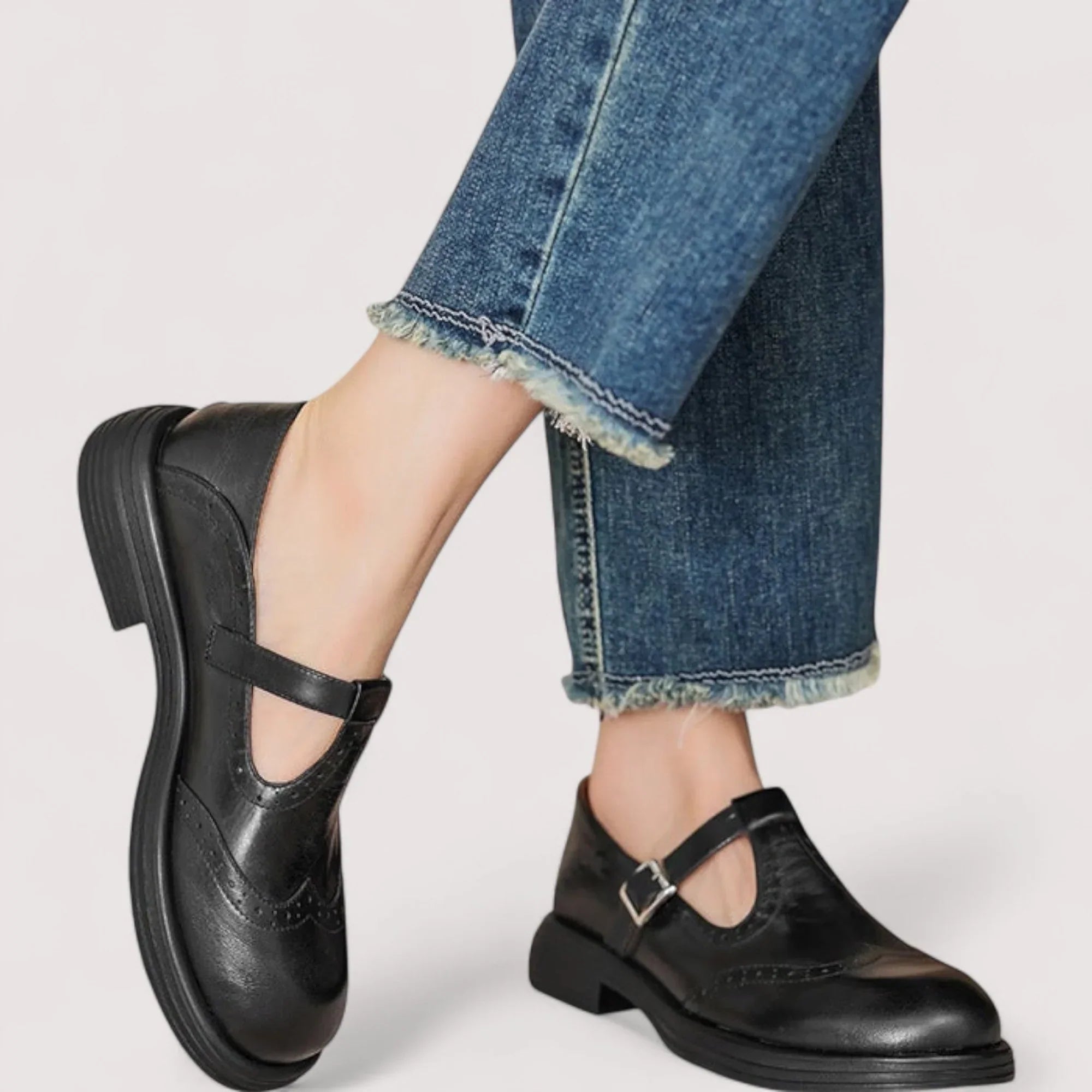 Chaussures Mary Jane, silhouette classique et élégante. 4