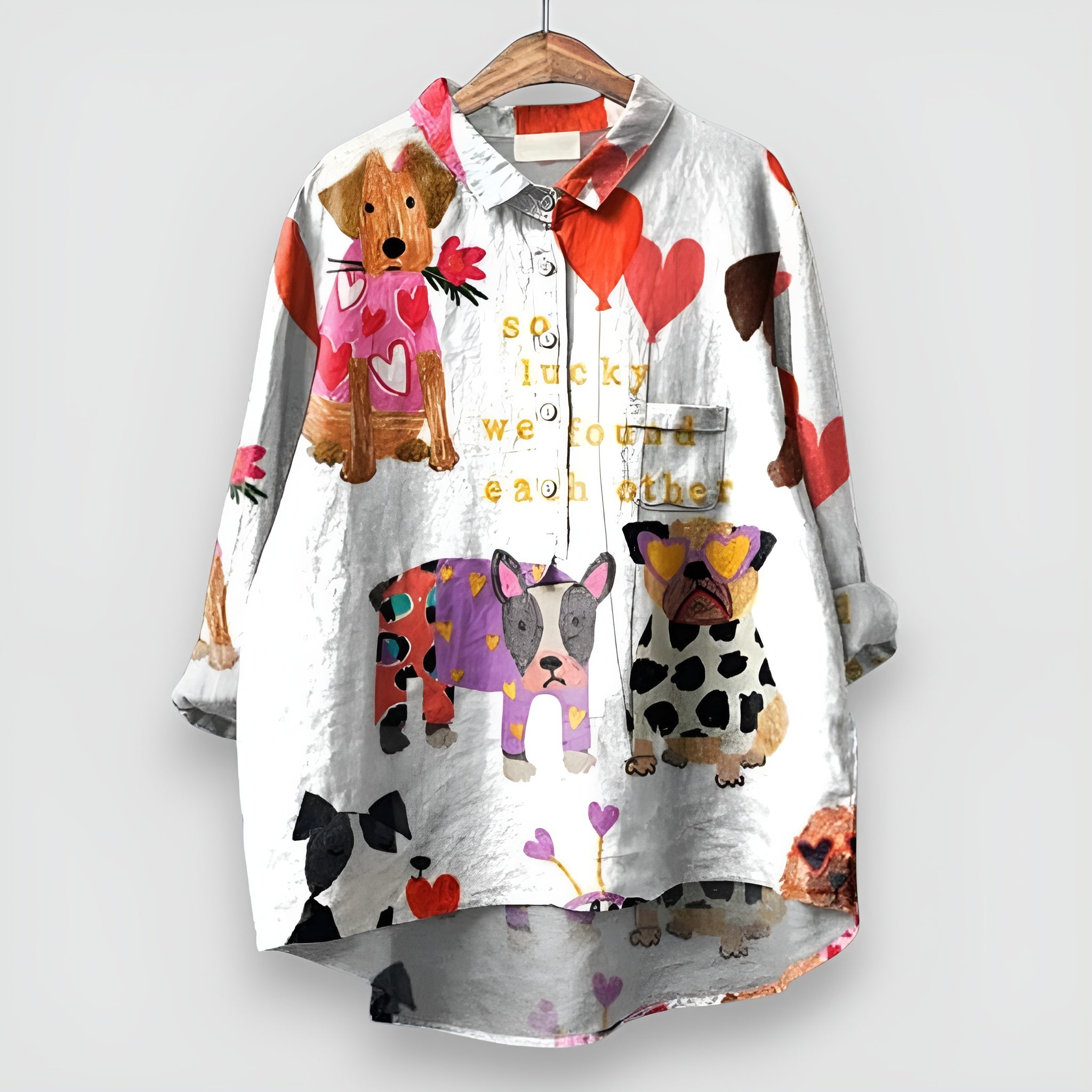 Chemise femme à imprimé original avec une coupe décontractée. 4