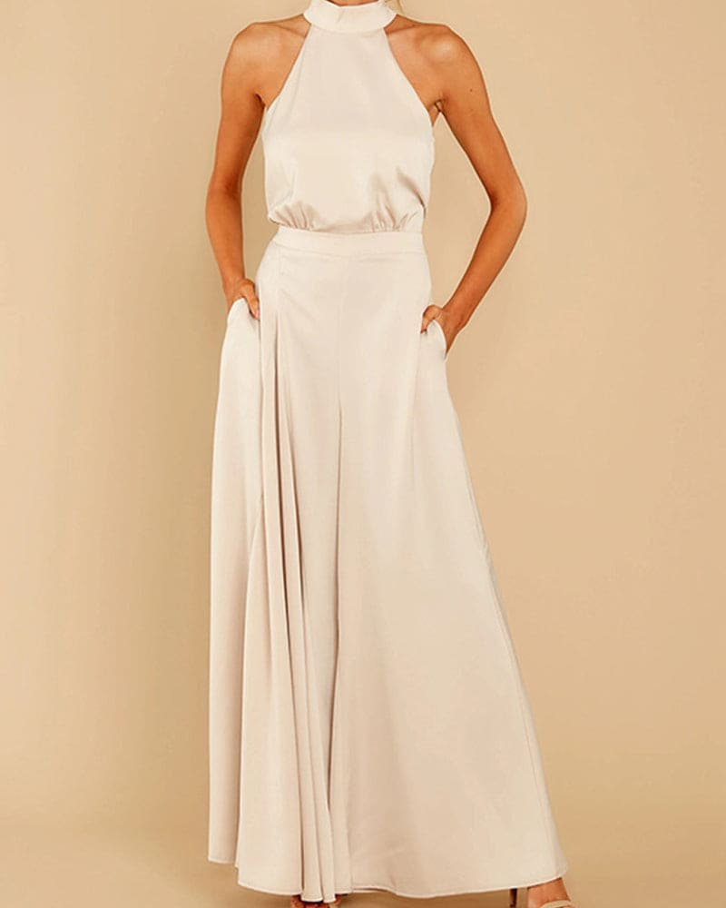 Combinaison femme chic, évasée avec jambes larges et design moderne. - 2
