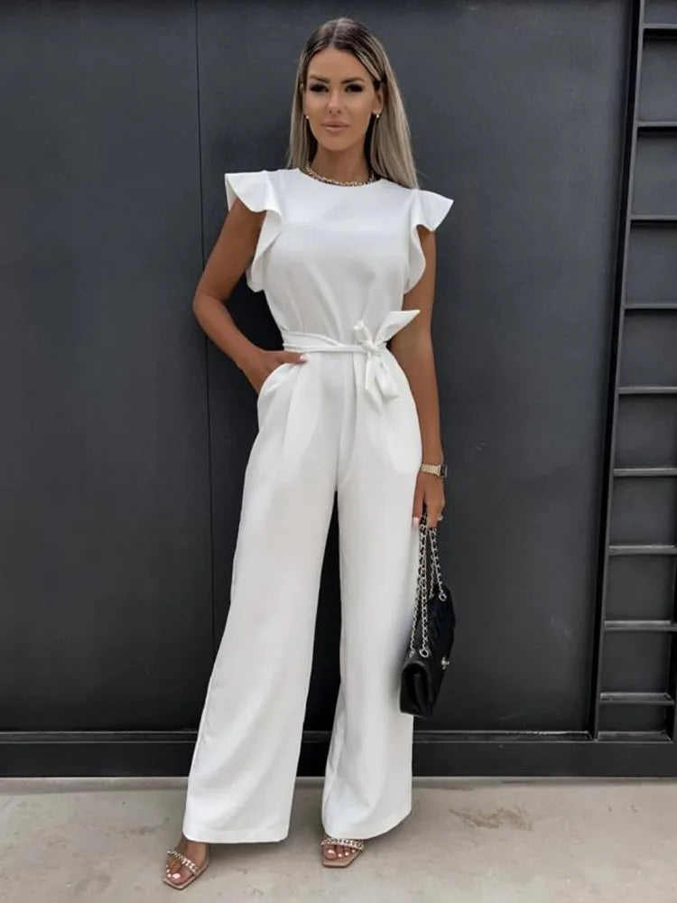 Combinaison femme chic à jambes larges et silhouette fluide. - 3