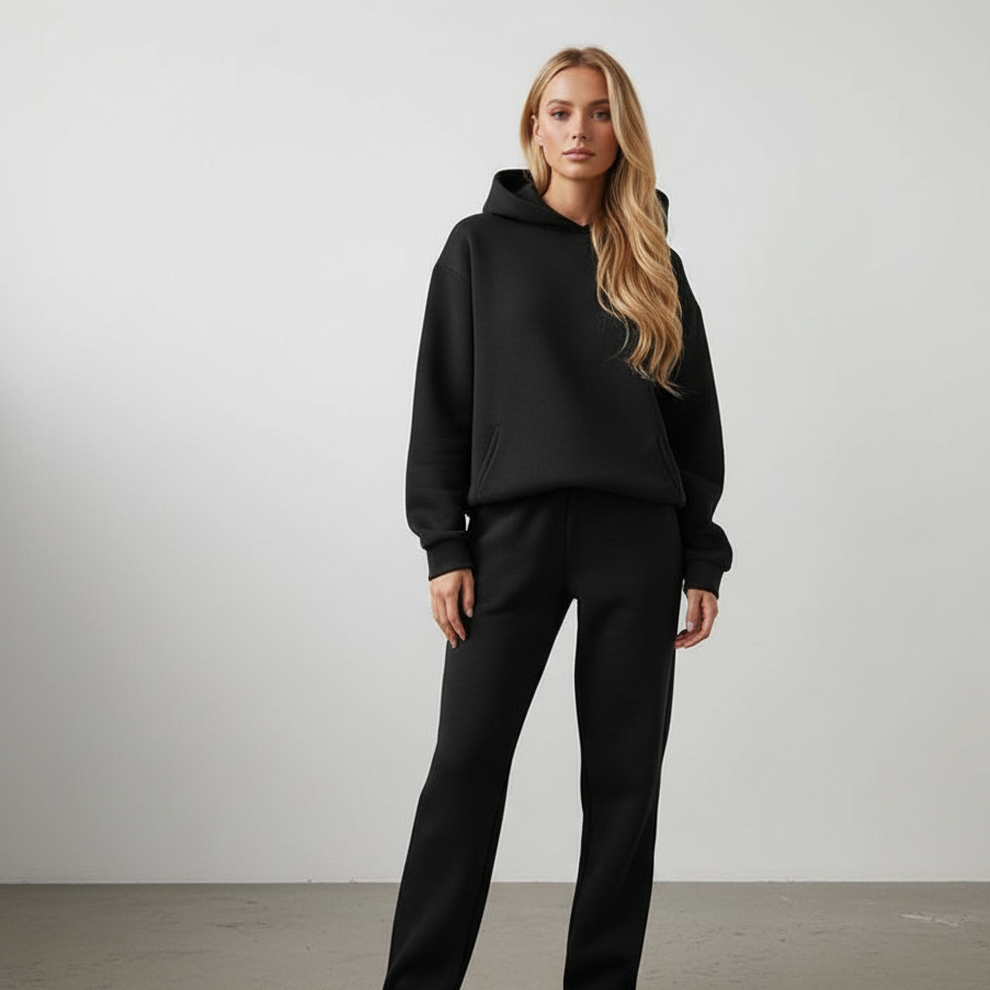 Ensemble de jogging femme, coupe élégante, style décontracté. - 4