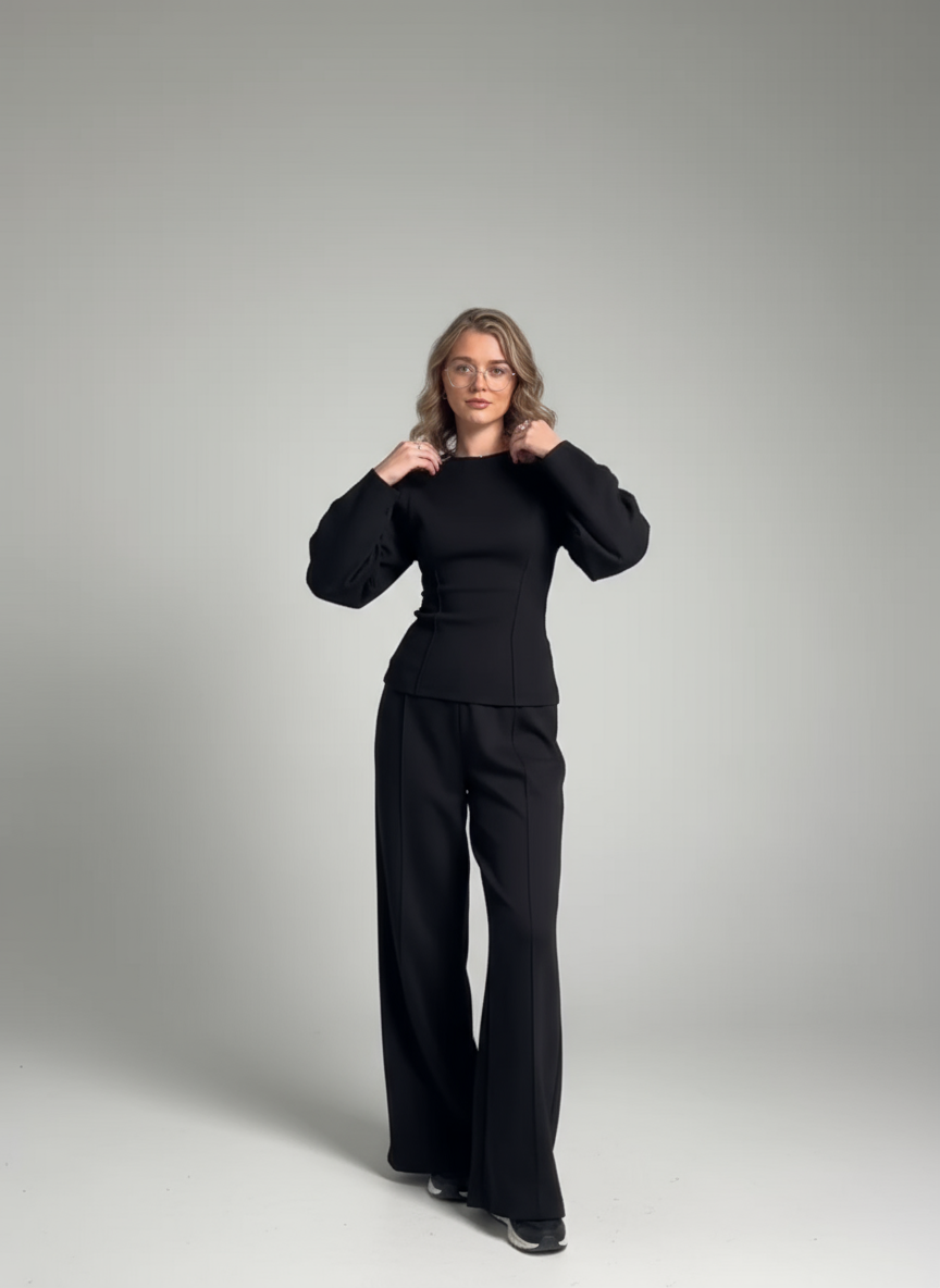 Ensemble tailleur femme, coupe flatteuse, design élégant. - 10