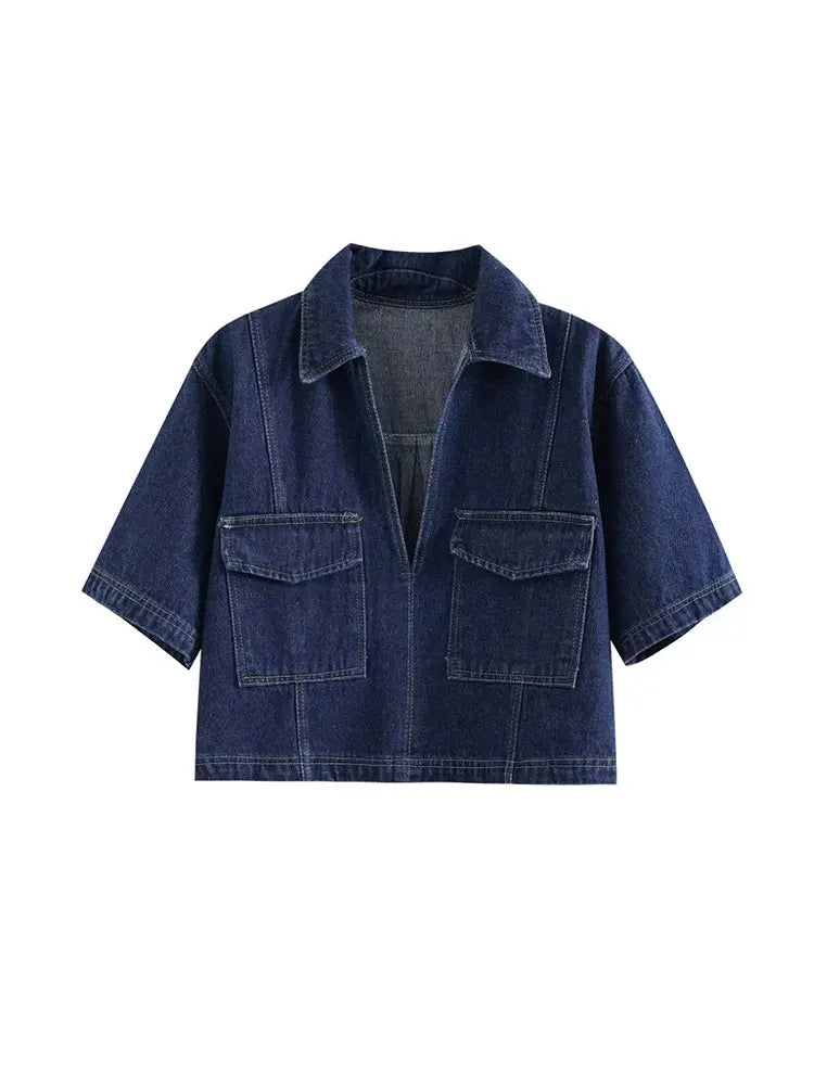 Haut en jean femme, silhouette décontractée et moderne. - 3