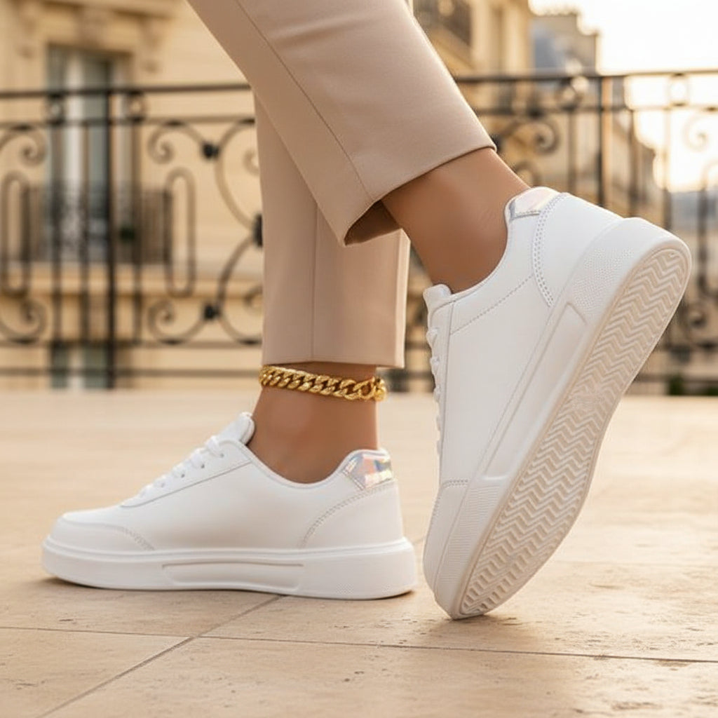 Baskets femme élégantes avec détails métalliques. - 3