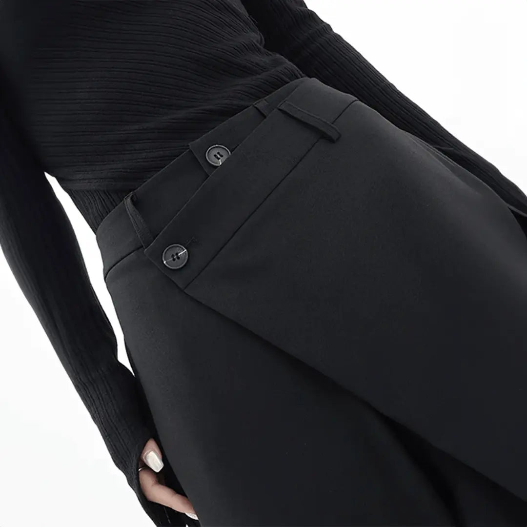 Pantalon femme asymétrique, silhouette ajustée. - 5