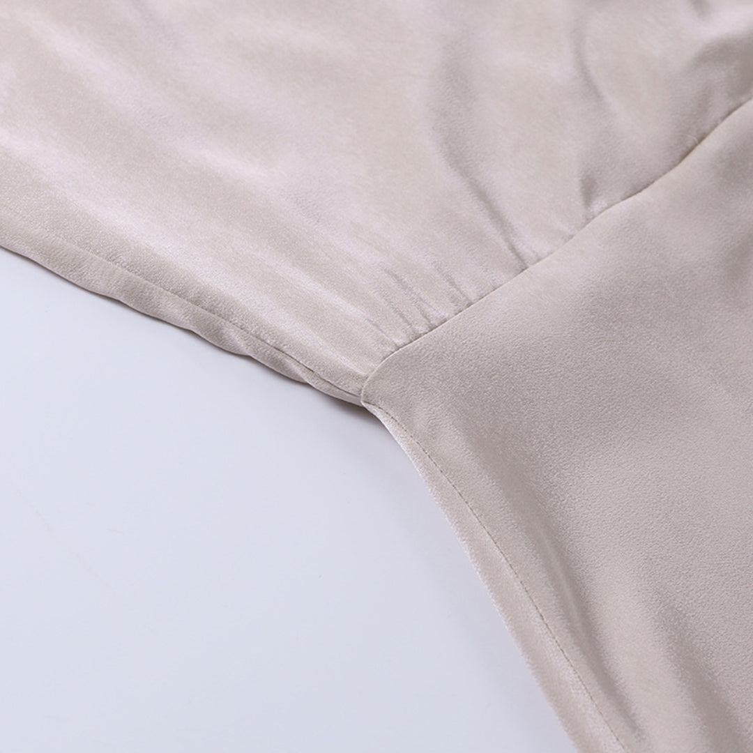 Robe midi élégante | Design drapé et dos nu avec fente - 5