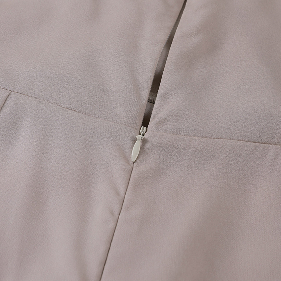 Robe midi élégante | Design drapé et dos nu avec fente - 6