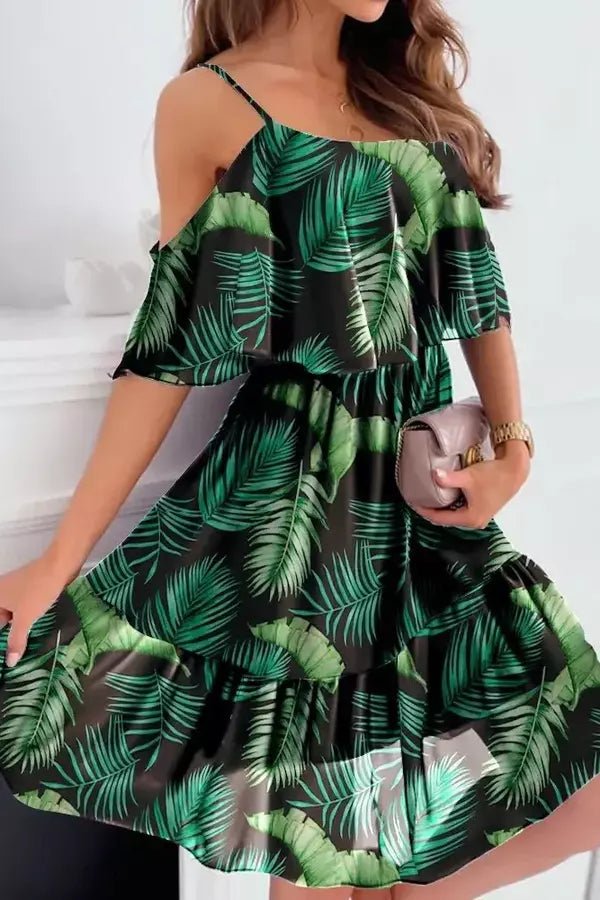 Robe à bretelles, silhouette élégante à épaules dénudées. 2