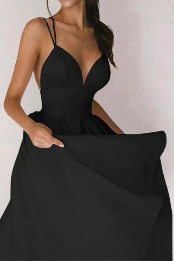 Robe de soirée cintrée avec col en V élégant et bretelles réglables. 0