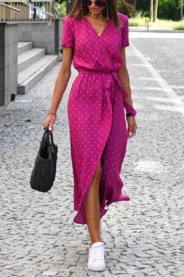 Robe élégante à silhouette flatteuse et design intemporel. 5