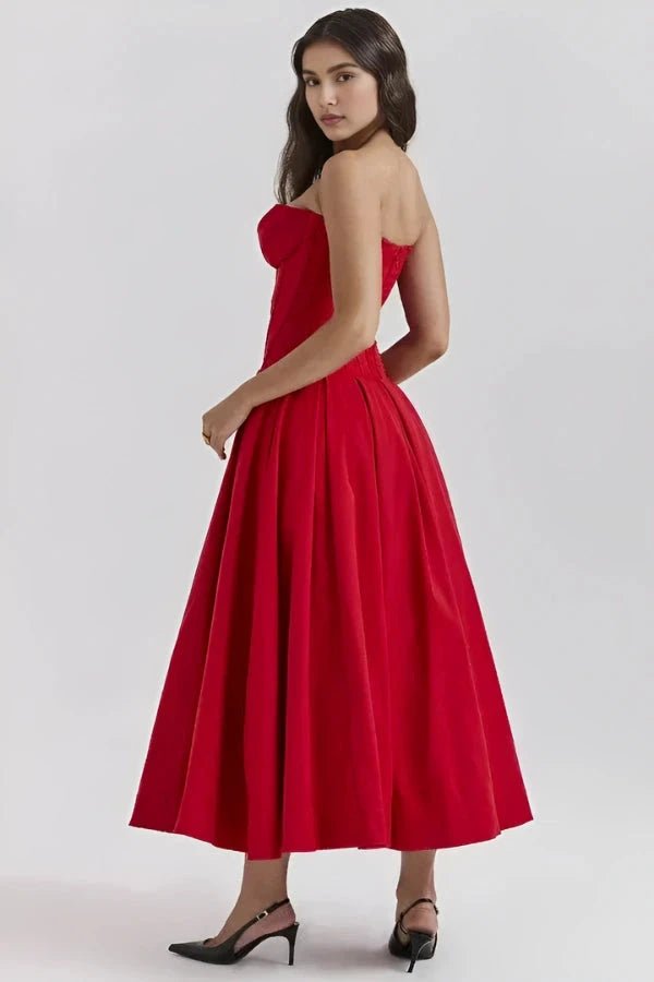 Robe évasée avec corsage sculpté, idéale pour les occasions formelles. 5