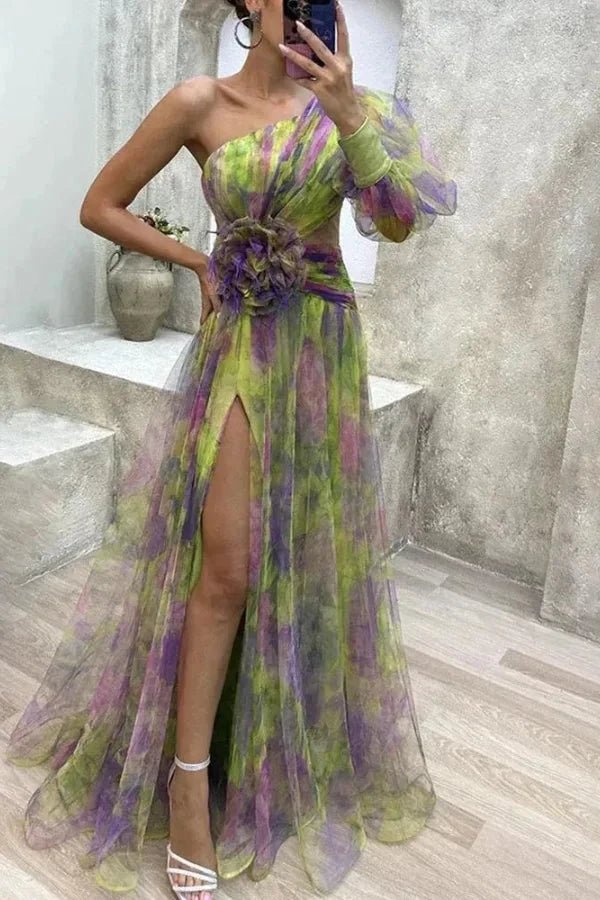 Robe asymétrique élégante à imprimé floral avec fente. 3