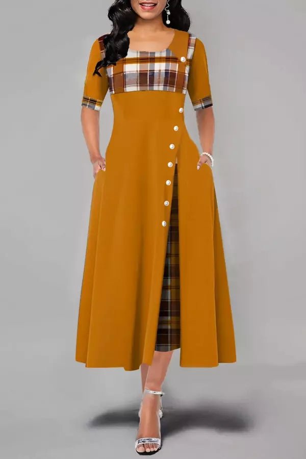 Robe longue élégante avec une silhouette flatteuse et des détails en dentelle. 3