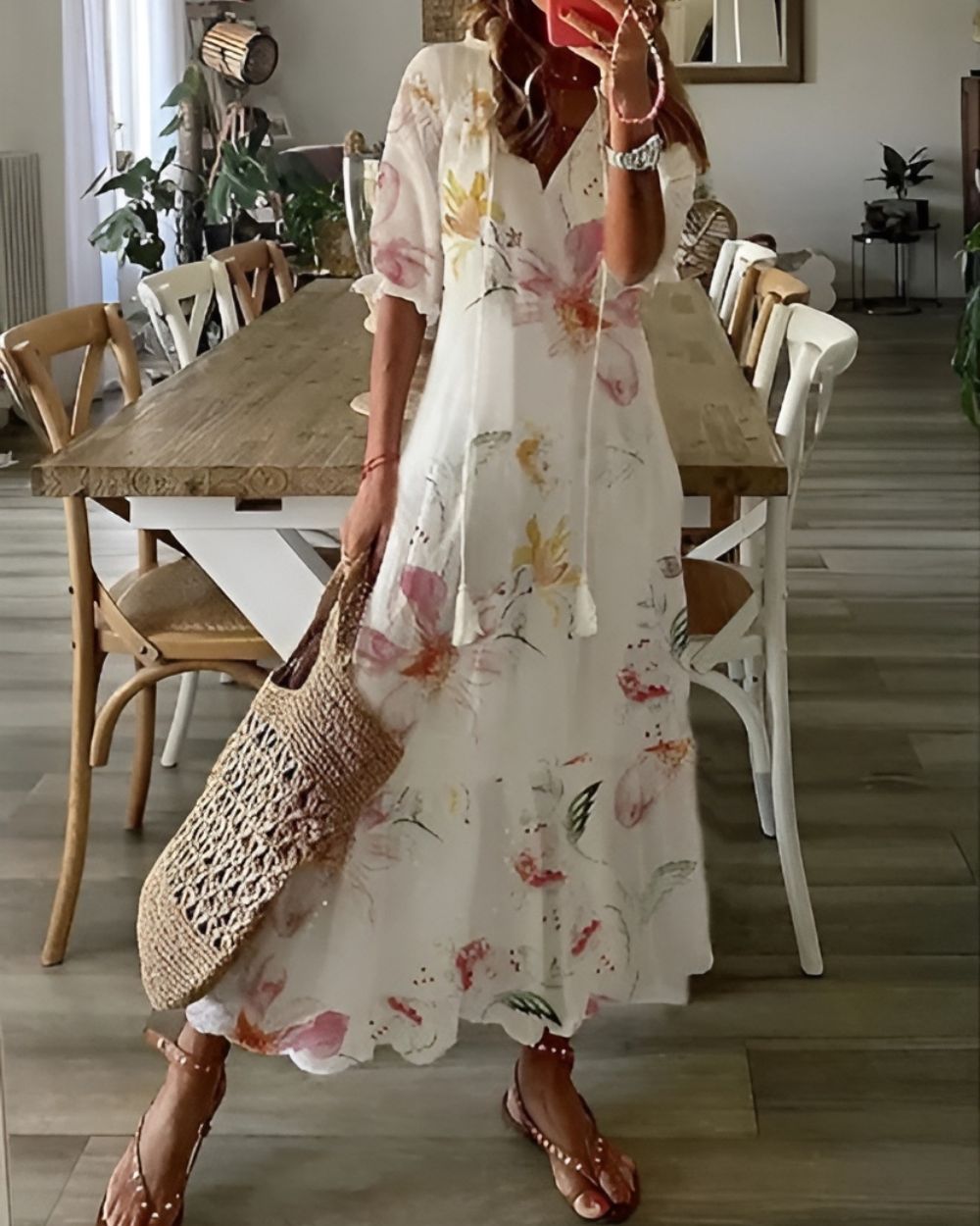 Robe longue fluide au style bohème chic. 5