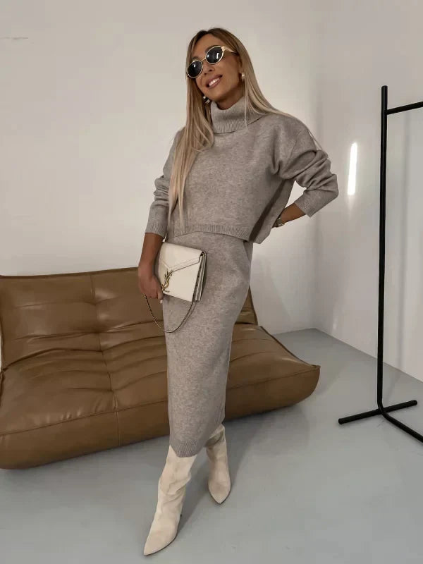 Robe midi femme à col roulé, silhouette élégante et chic. - 3