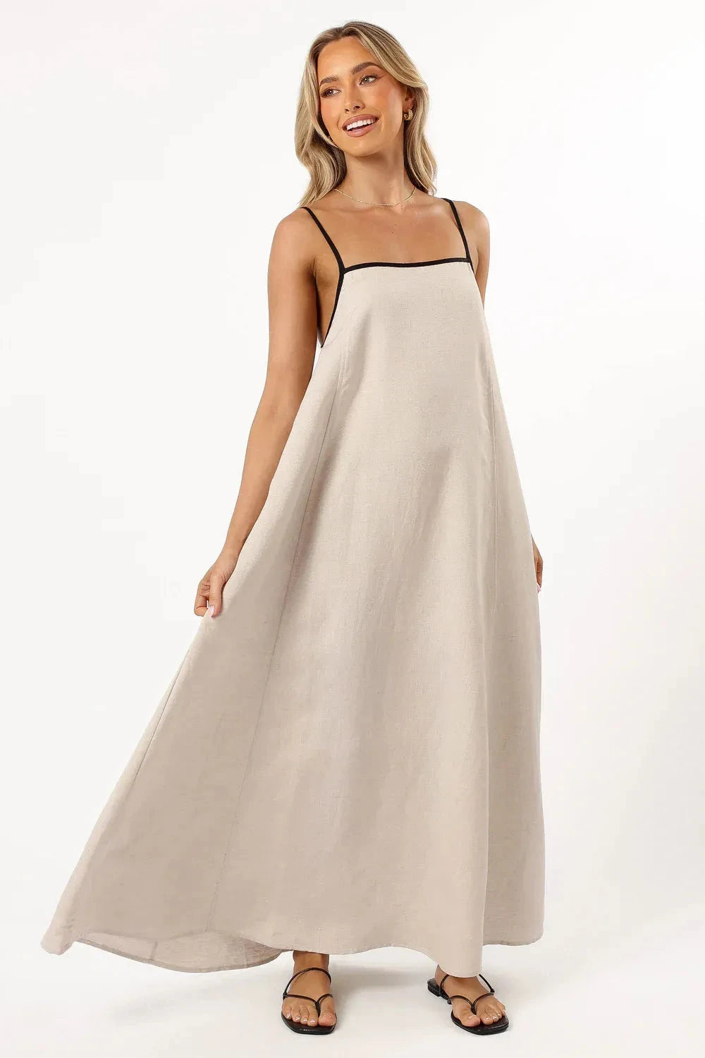 Robe midi trapèze, élégante et confortable. 2