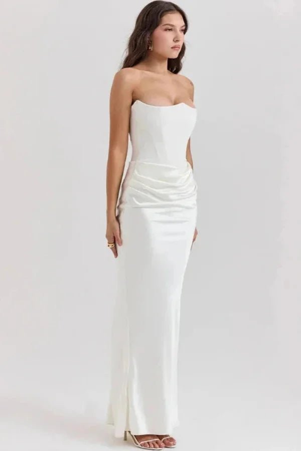 Robe soirée avec corsage sculpté et silhouette élégante. 7