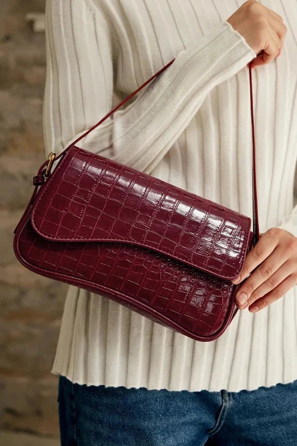 Sac bandoulière femme au design moderne et élégant, parfait pour une sortie chic. - 1