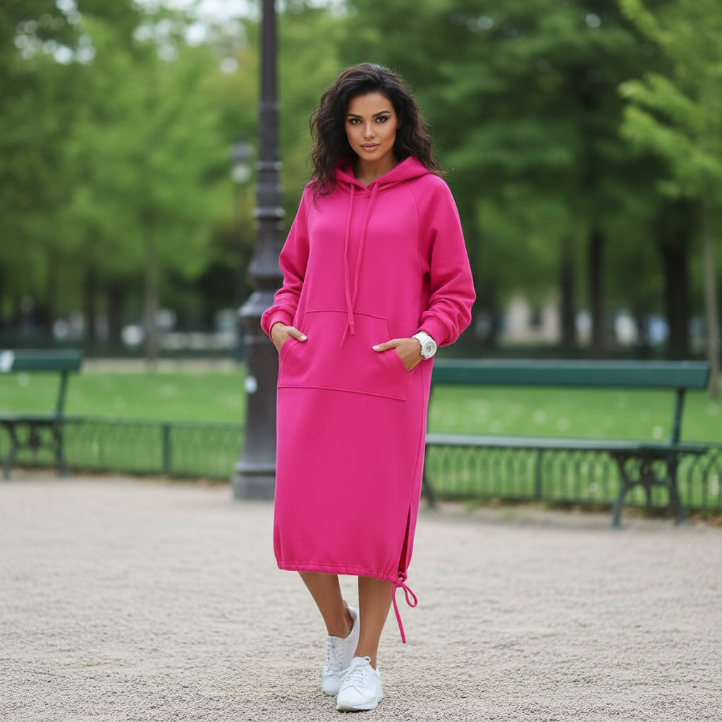 Robe à capuche, silhouette décontractée et élégante. - 2