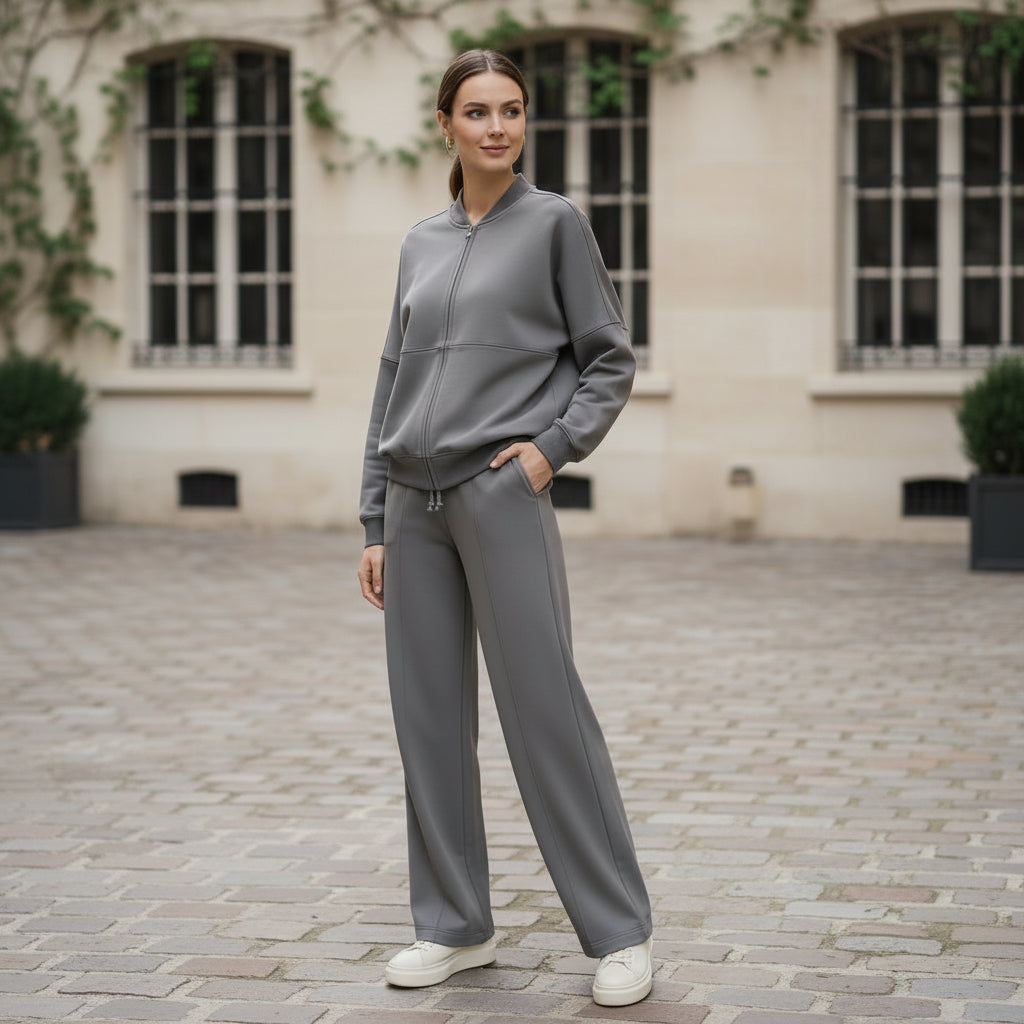 Ensemble de détente femme, coupe confortable et design polyvalent. - 2