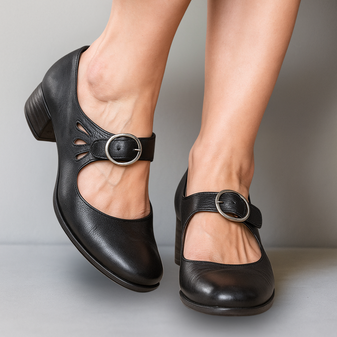 Sandales femme à silhouette ouverte, design élégant et adapté pour un confort optimal. 0