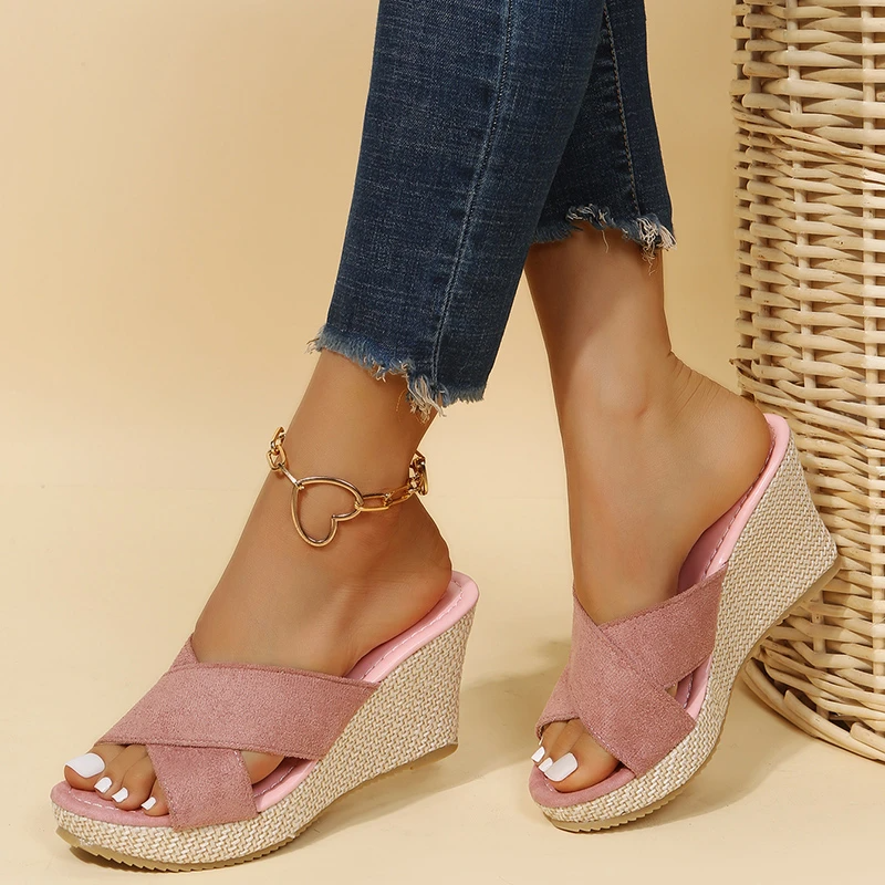 Sandales femme orthopédiques au design moderne, alliant confort et style décontracté. - 6