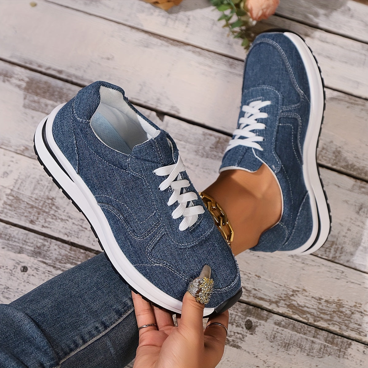 Baskets orthopédiques au design moderne et confortable pour femmes. 4