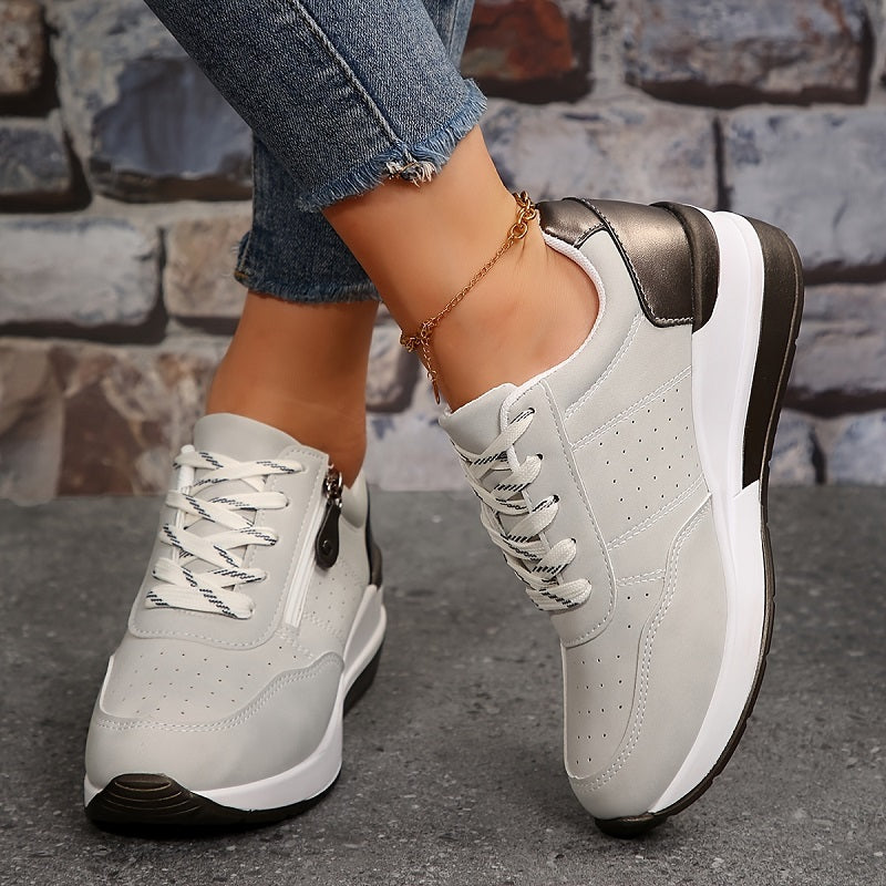 Baskets orthopédiques au design élégant, parfaites pour un usage quotidien. 3