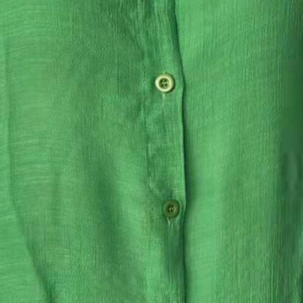 Robe d'été légère, coupe féminine à mi-longueur. - 8