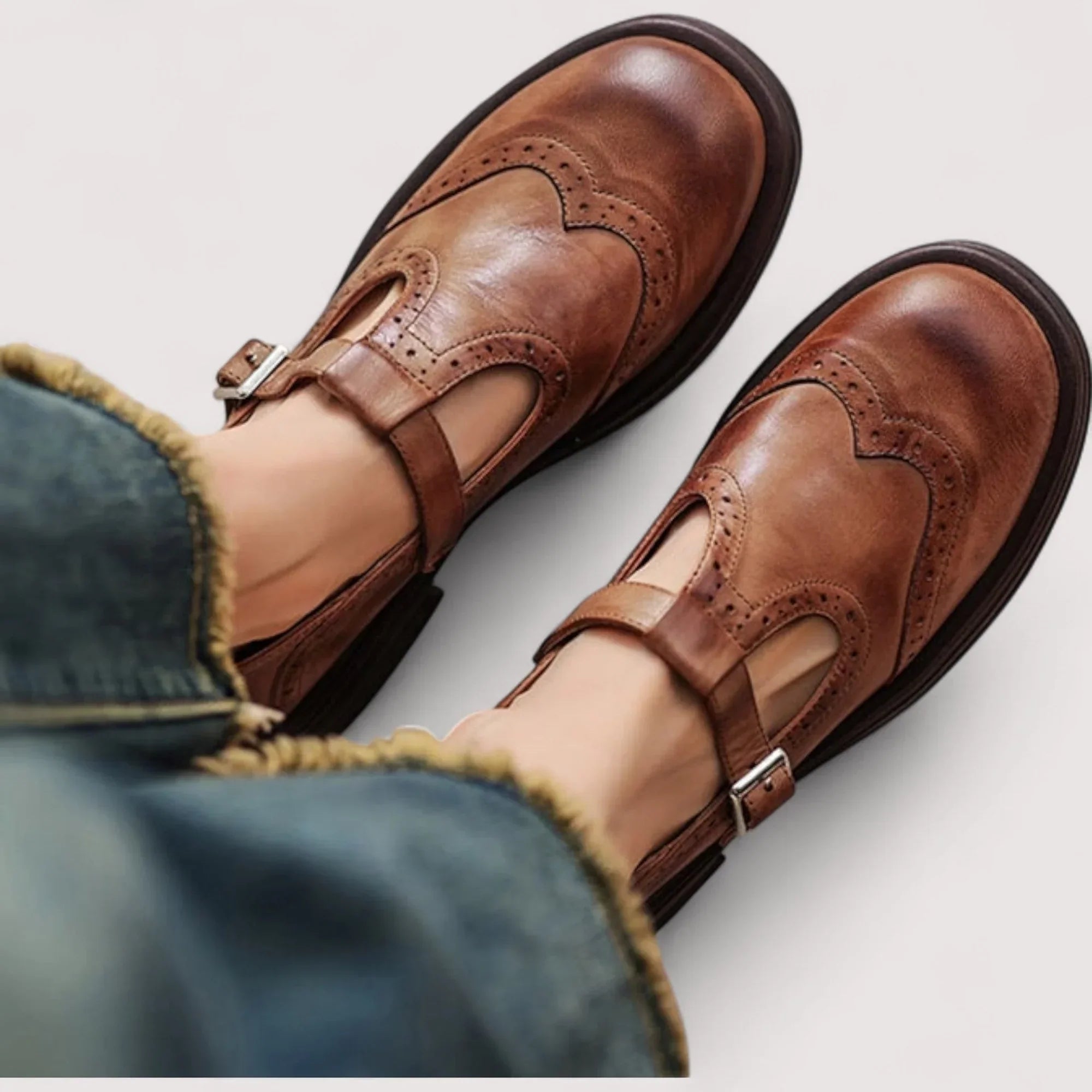 Chaussures Mary Jane, silhouette classique et élégante. 0