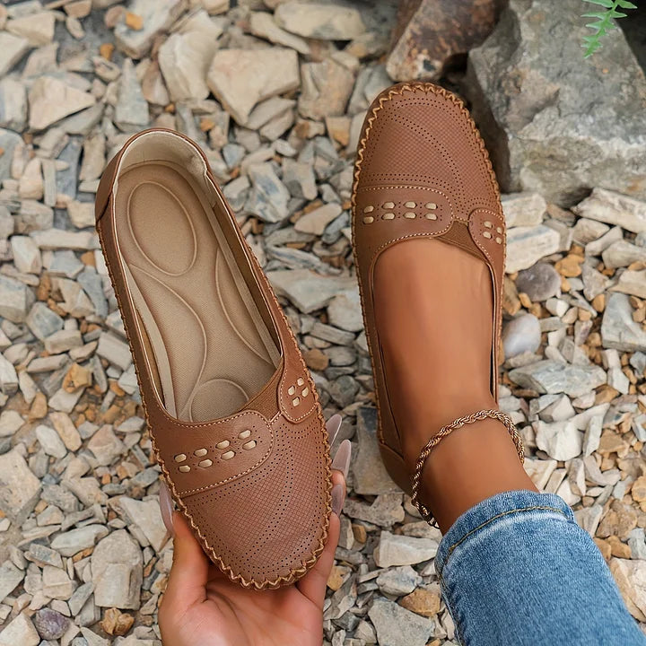 Chaussures plates élégantes pour femmes, au design raffiné et confortable. 1