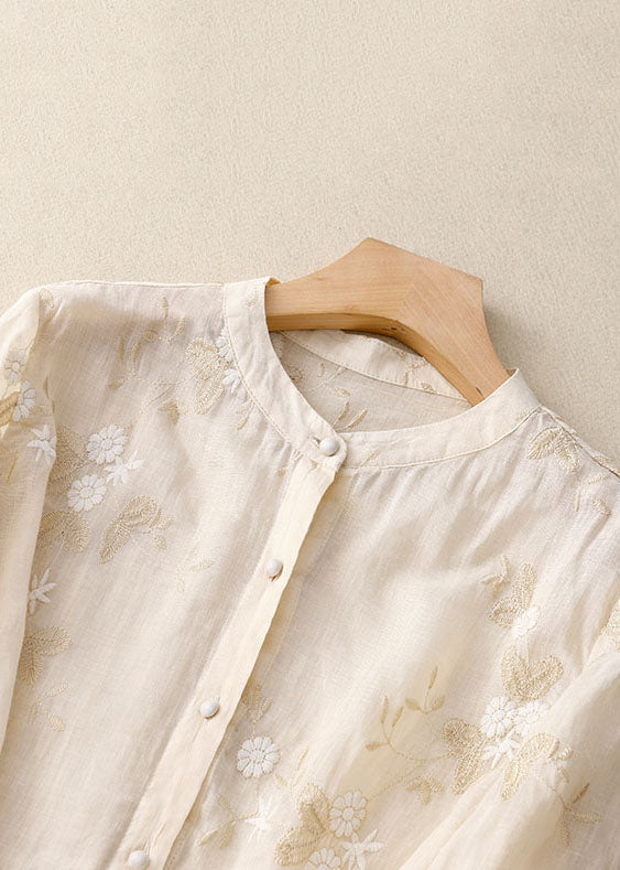 Chemisier femme chic, broderie florale délicate, coupe fluide. 2