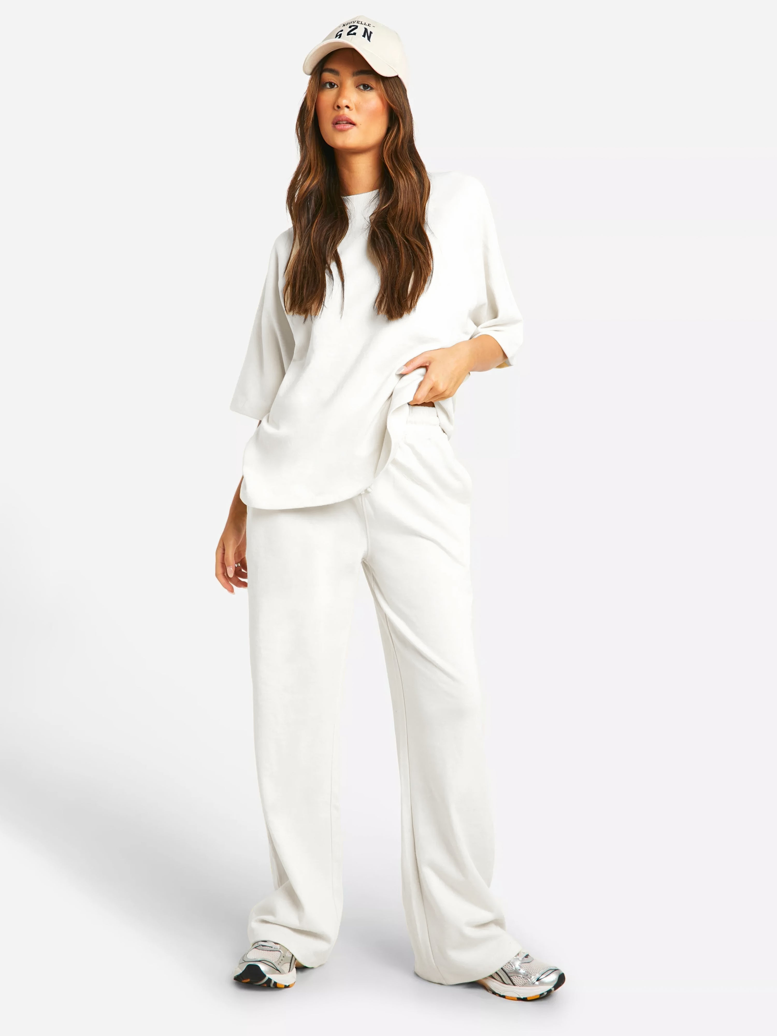Ensemble d'été femme, coupe oversize, style chic et décontracté. - 1