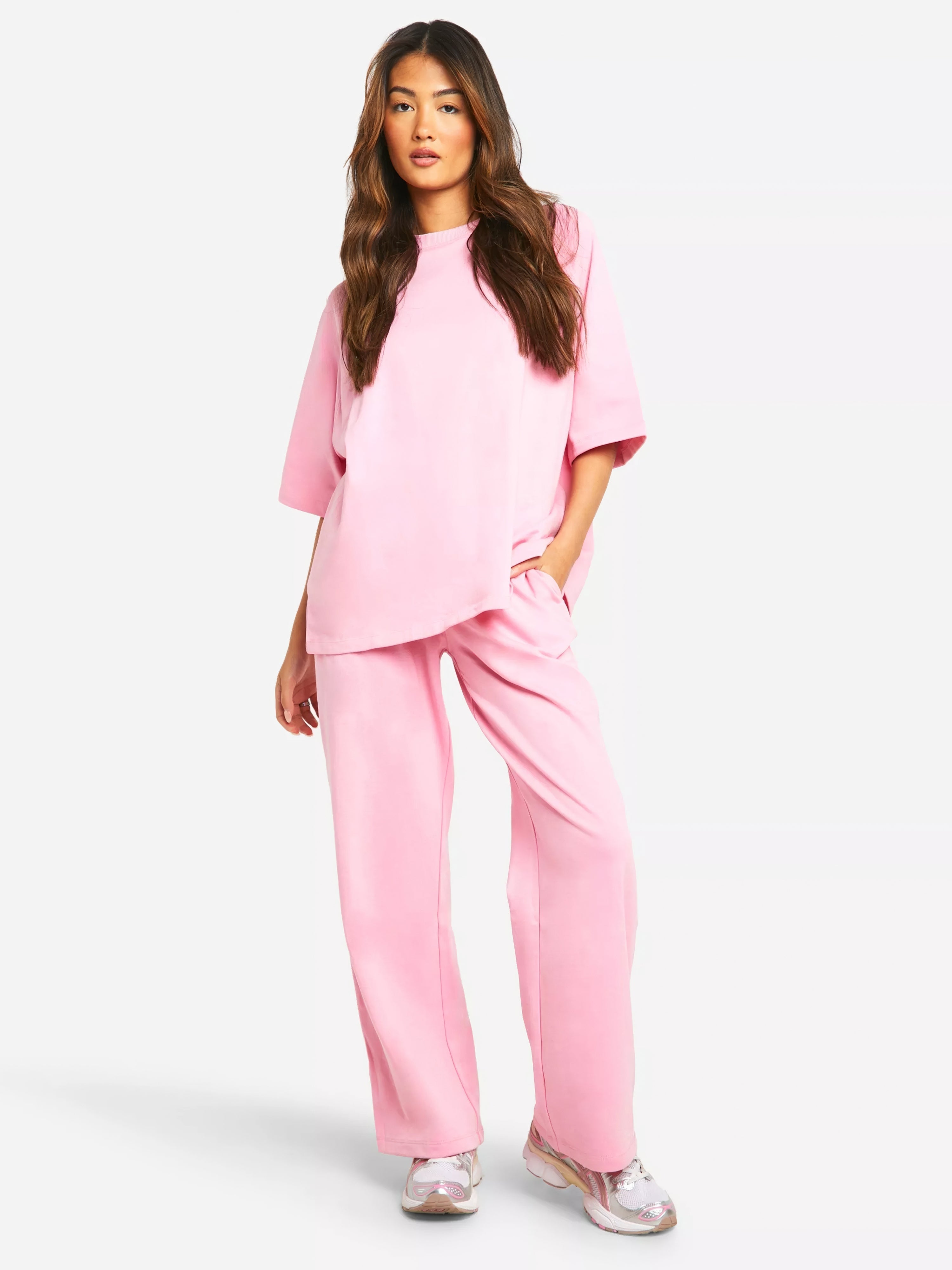 Ensemble d'été femme, coupe oversize, style chic et décontracté. - 2