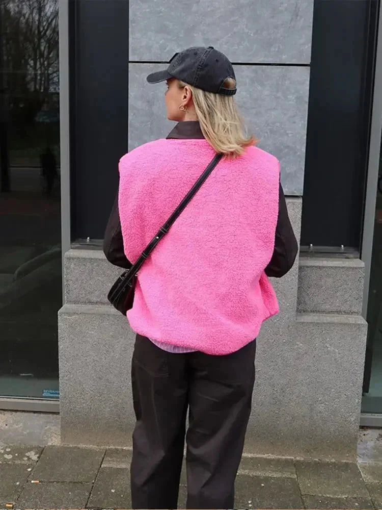 Gilet élégant sans manches avec col en V et boutons. - 5