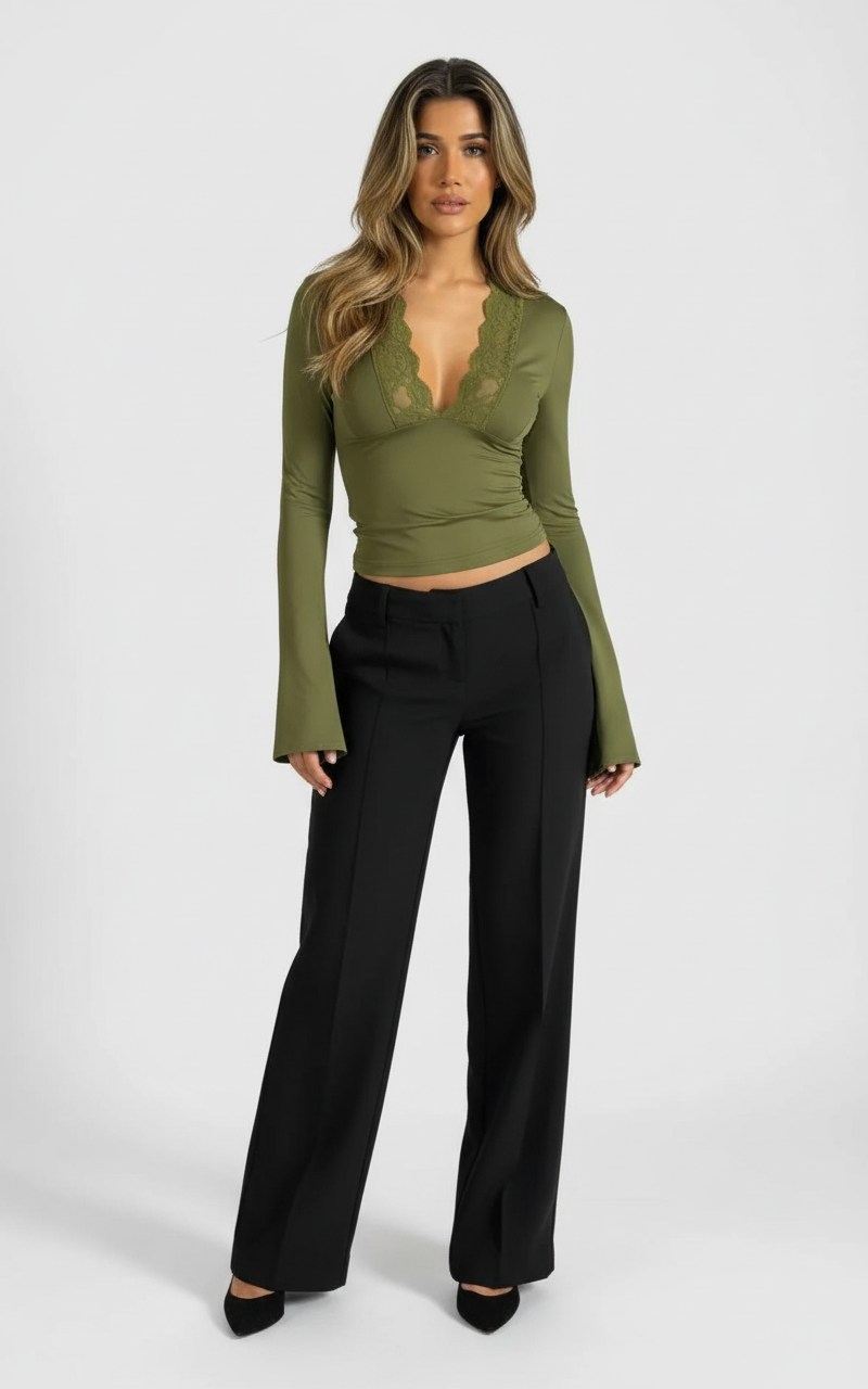 Haut évasé femme, style chic et décontracté. - 1
