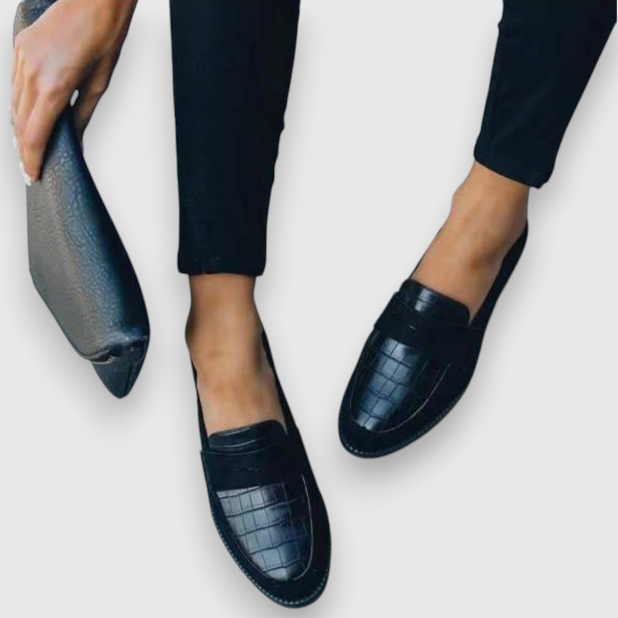 Mocassins femme élégants à enfiler, parfaits pour un look chic et décontracté. 2