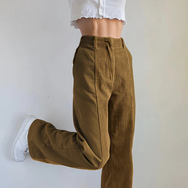Pantalon femme à coupe confortable et moderne. - 3