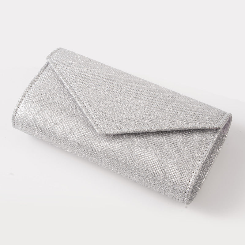 Pochette élégante avec design pailleté et chaîne amovible. - 2