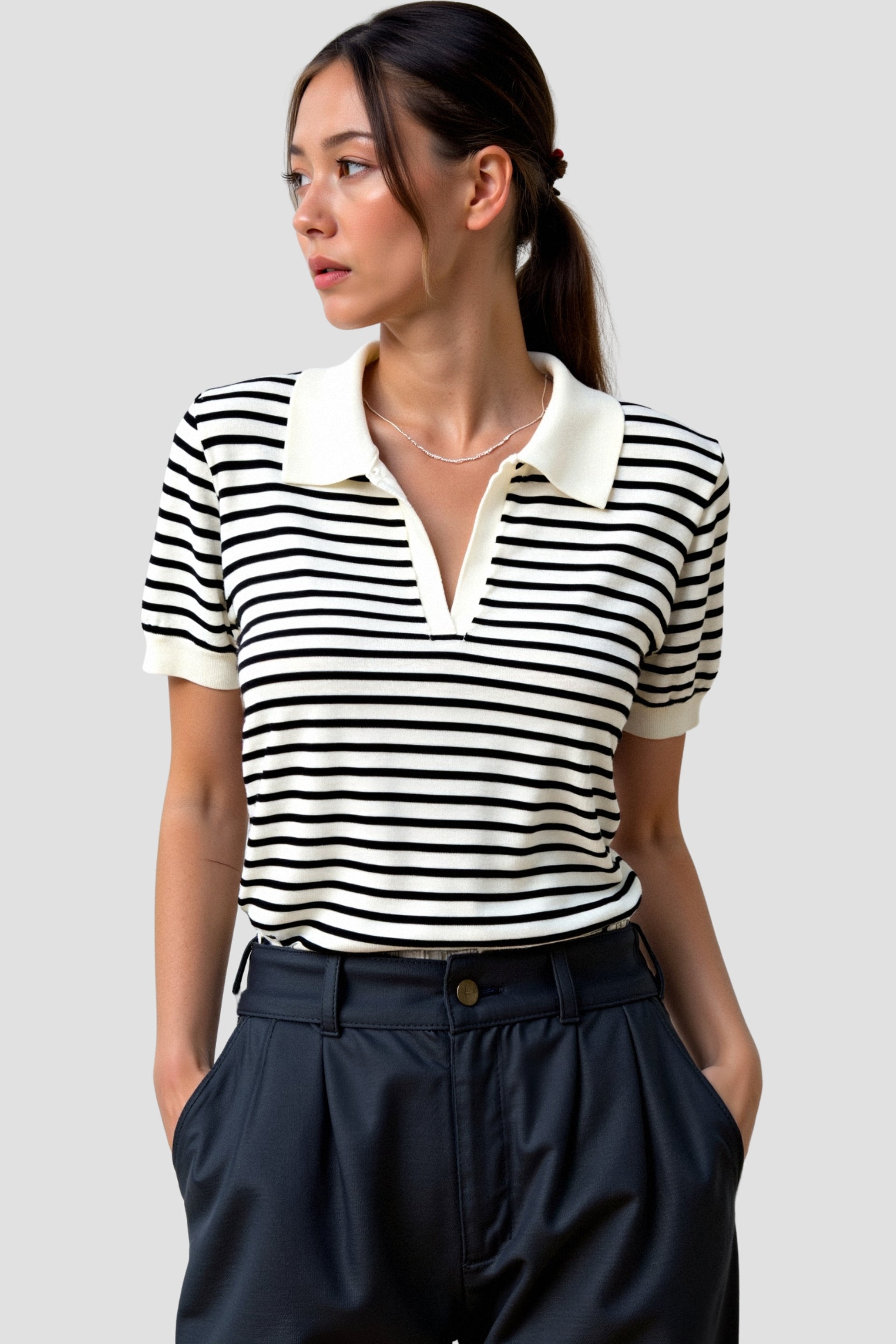 Polo femme à rayures, style décontracté. - 1