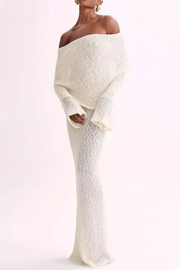 Robe à épaules dénudées, silhouette moderne et élégante. 8