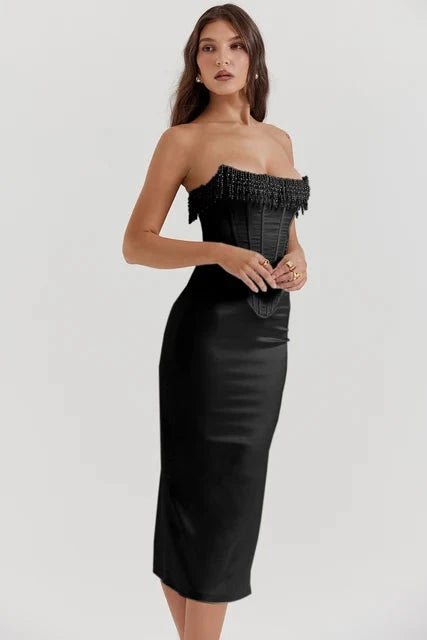 Robe bustier chic, silhouette cintrée, idéale pour des occasions élégantes. 8