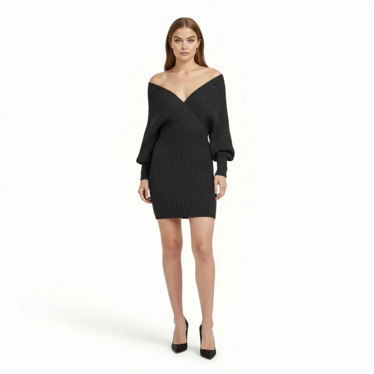 Elegant evening gown with off-shoulder design and a sculpting silhouette. 0