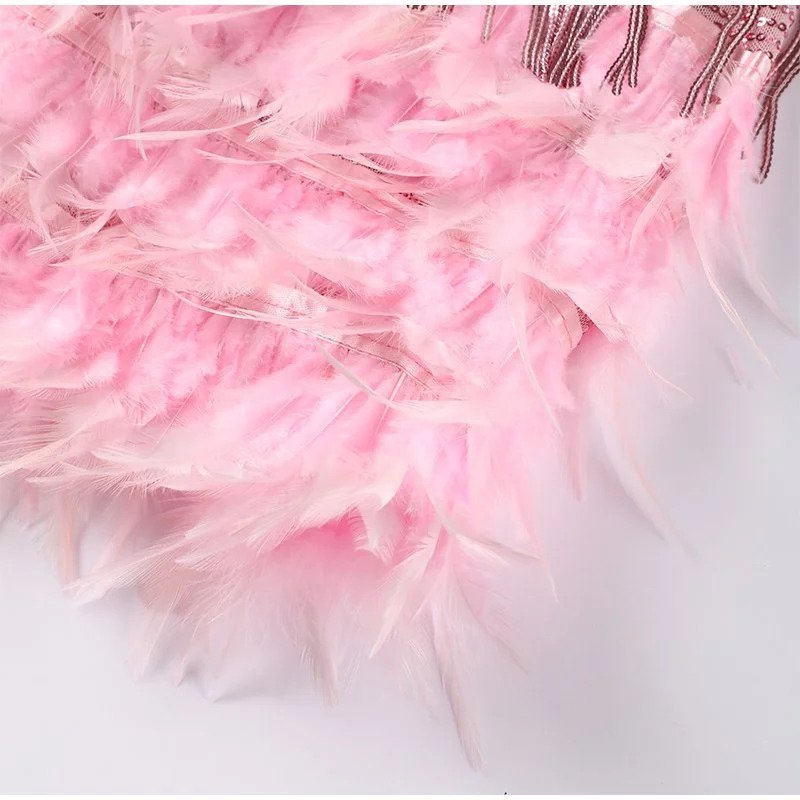 Robe de cocktail près du corps, élégante pour soirées chics. - 9