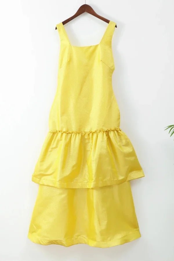 Robe évasée avec volants, élégante et confortable. - 8