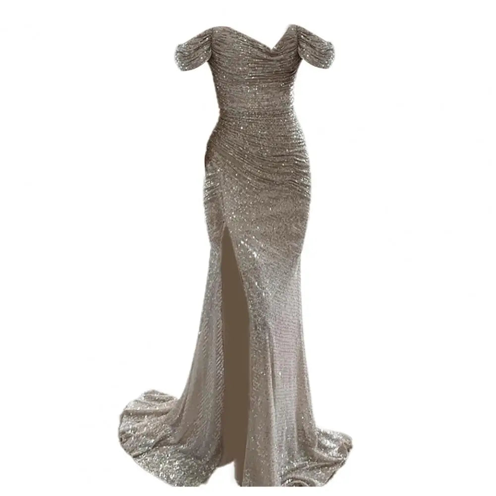 Robe longue avec encolure épaules dénudées et fente, élégante et féminine. - 5