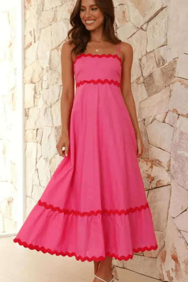 Robe longue élégante à bretelles réglables et silhouette fluide. 3