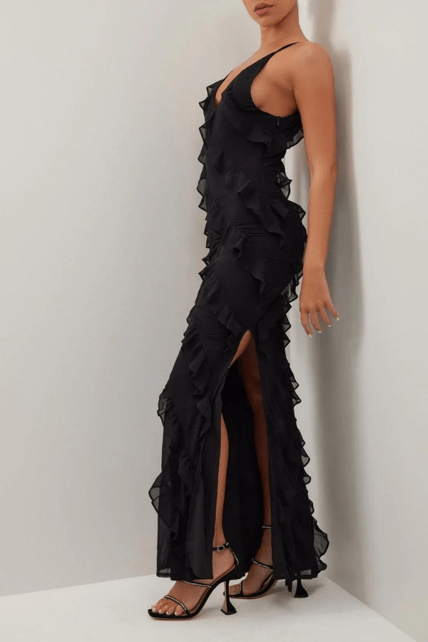 Robe longue zippée à volants avec silhouette cintrée et élégante. 3